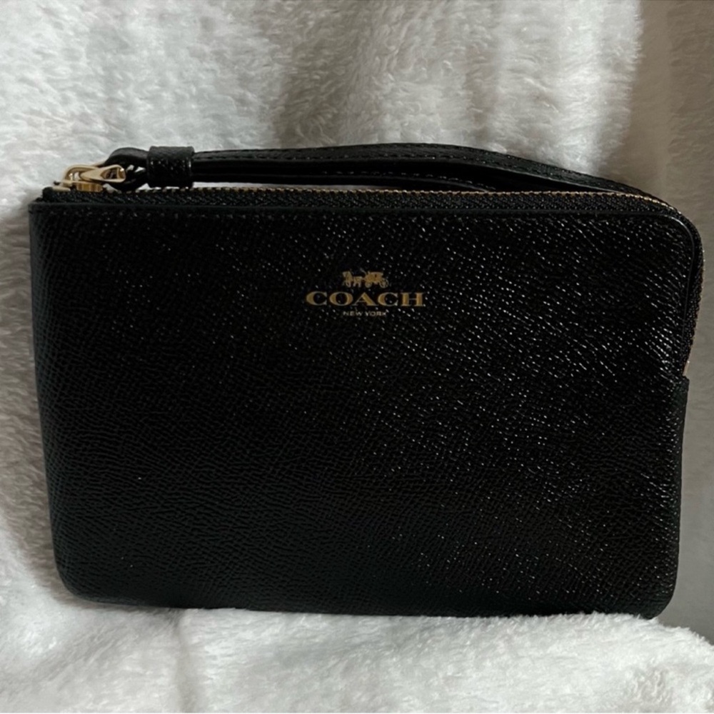 Coach Black Crossgrain Leather Corner Zip Wristlet